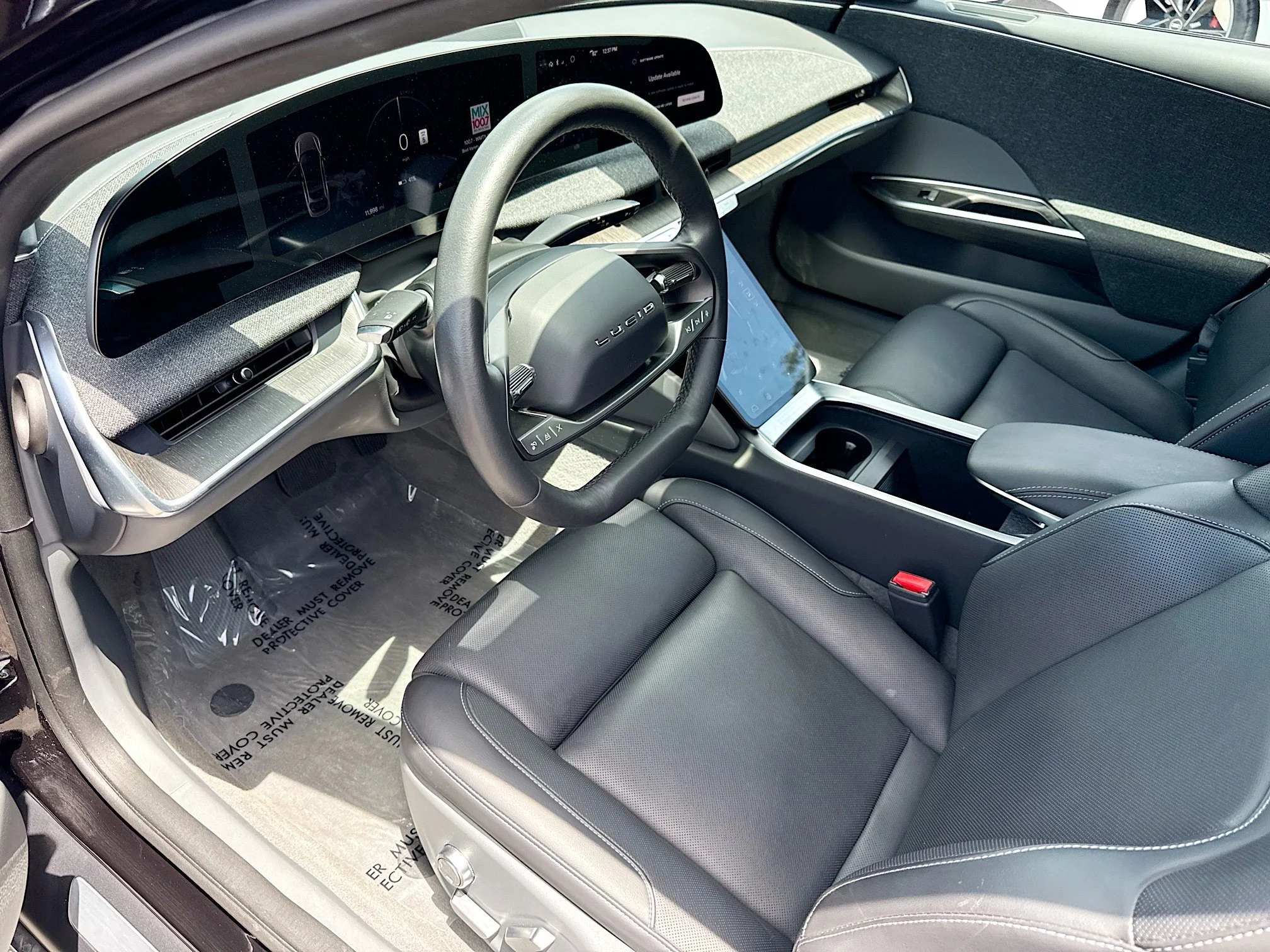 Used 2024 Infinite Black Metallic Lucid Touring image 26