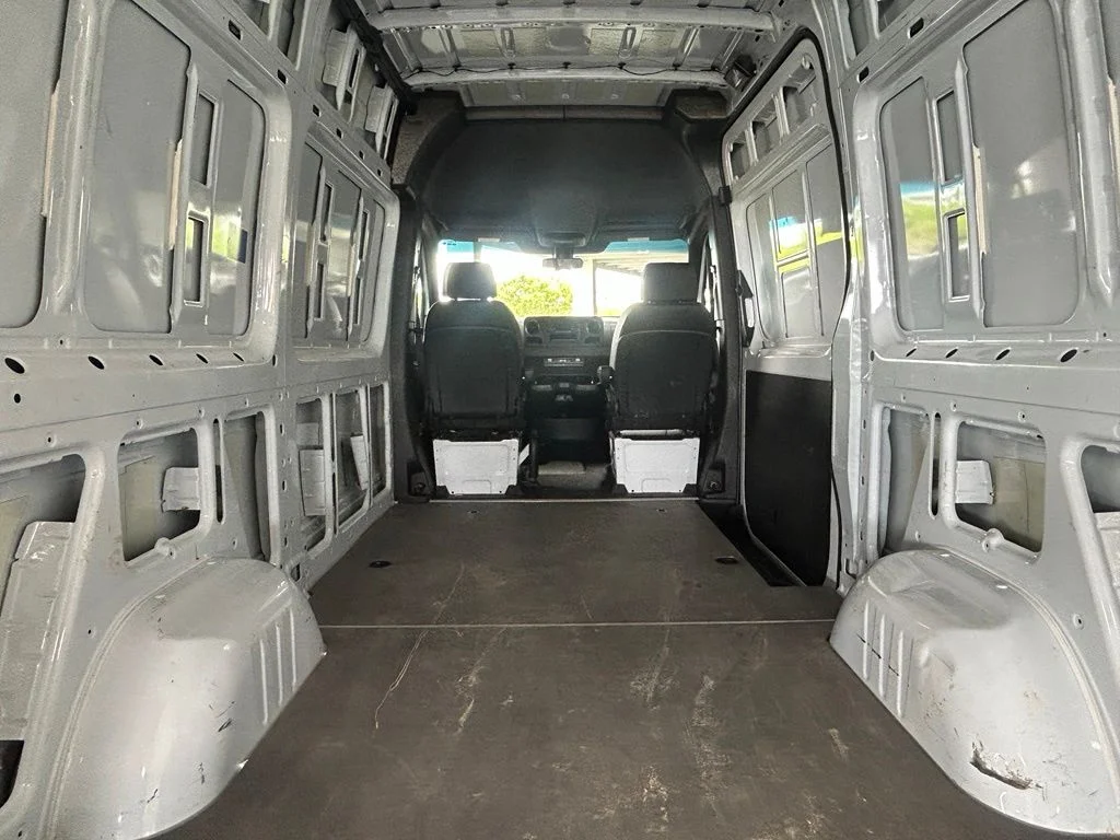 Used 2025 White Mercedes-Benz Cargo 144 WB image 33