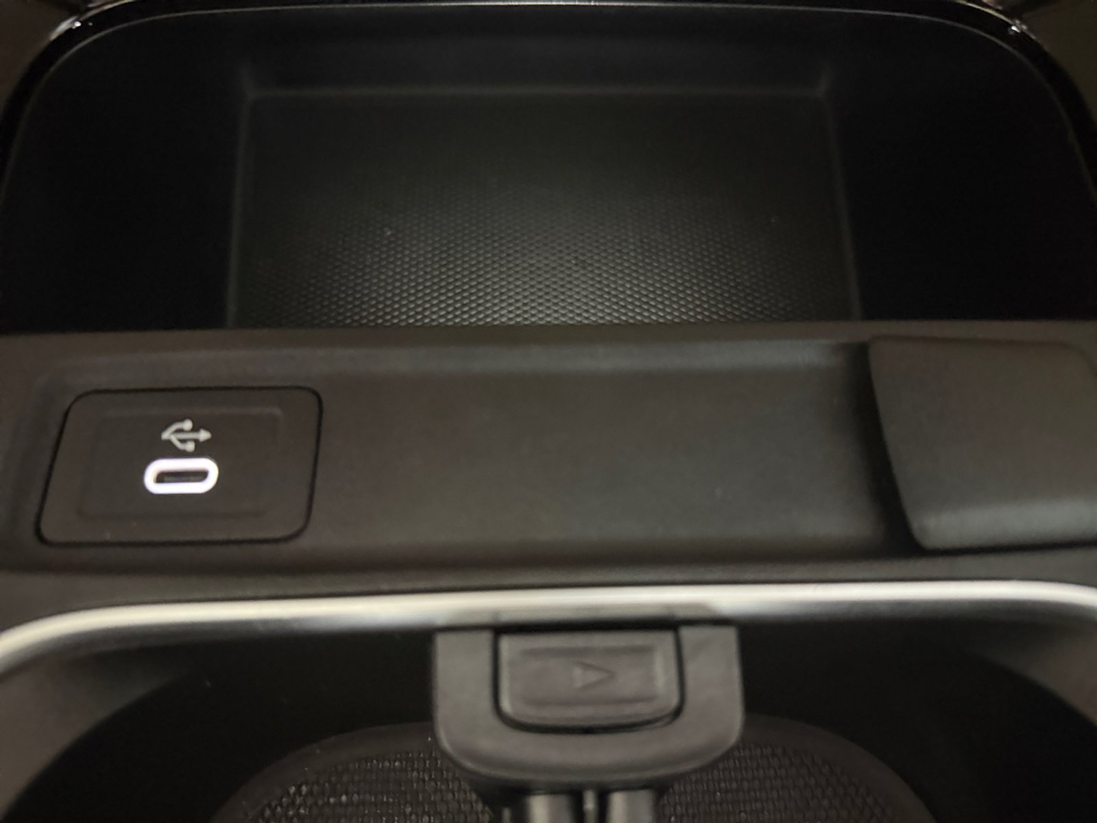 Used 2026 Polar White Mercedes-Benz GLA 250 image 23