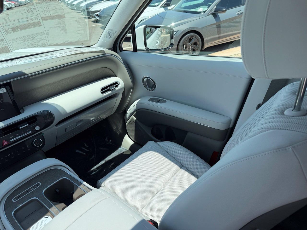 New 2026 White Hyundai SEL Premium image 40
