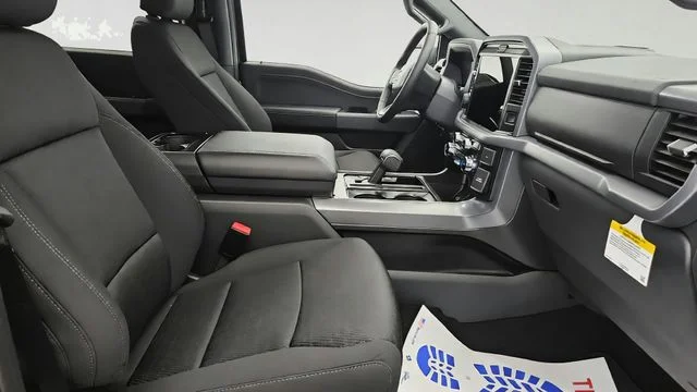 New 2026 Carbonized Gray Metallic Ford XLT image 24
