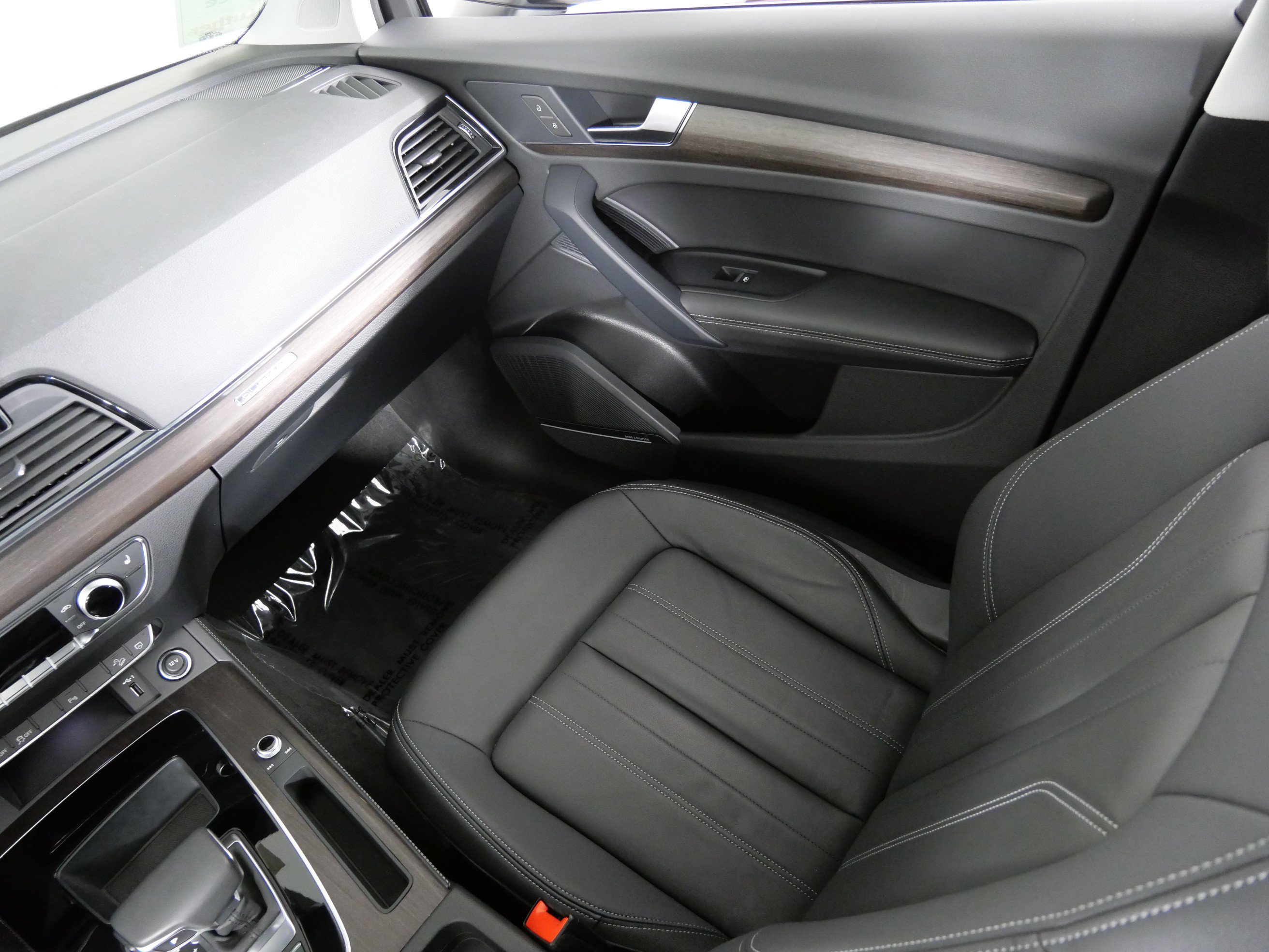 Used 2023 Brilliant Black Audi Premium Plus image 11