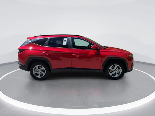 Used 2023 Red Hyundai SEL image 9