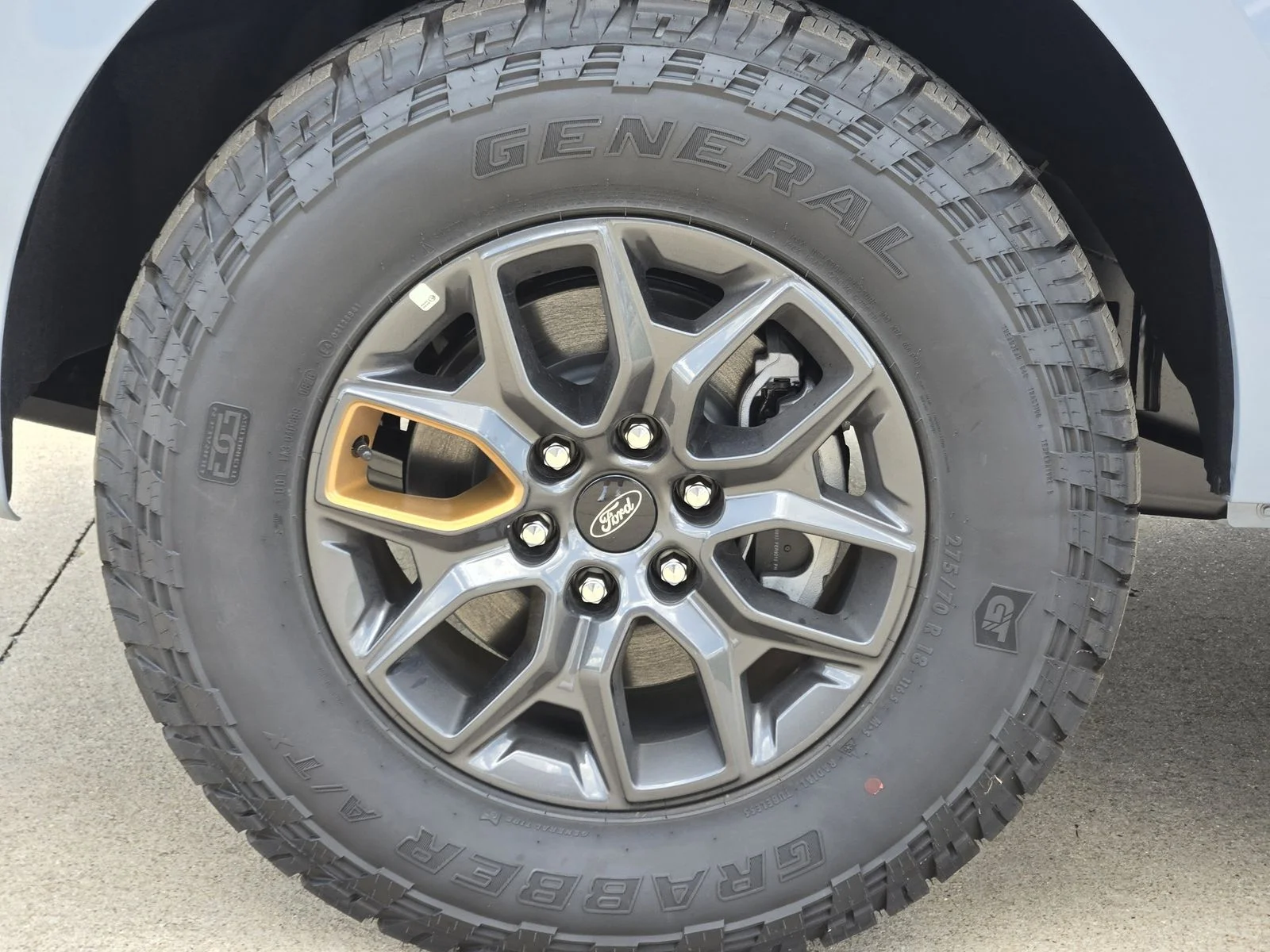 New 2026 Glacier Gray Metallic Tri-Coat Ford Tremor® image 7
