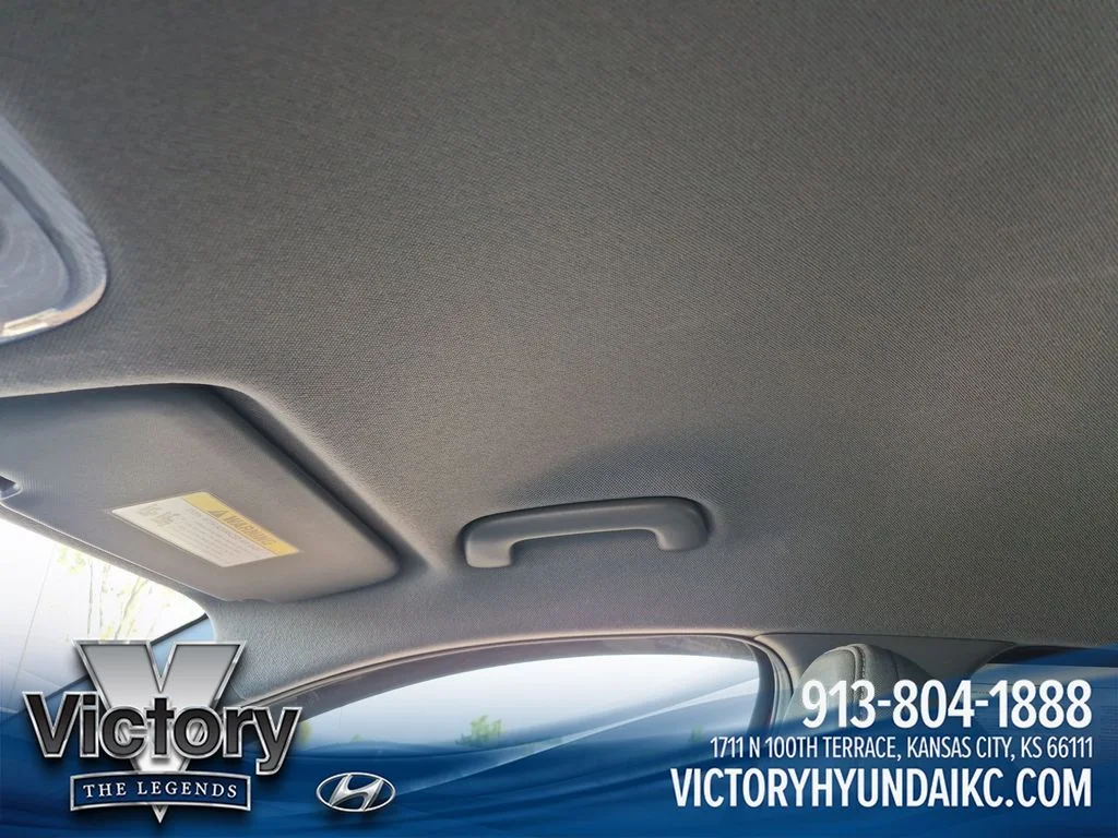 Used 2024 Red Hyundai SEL image 18