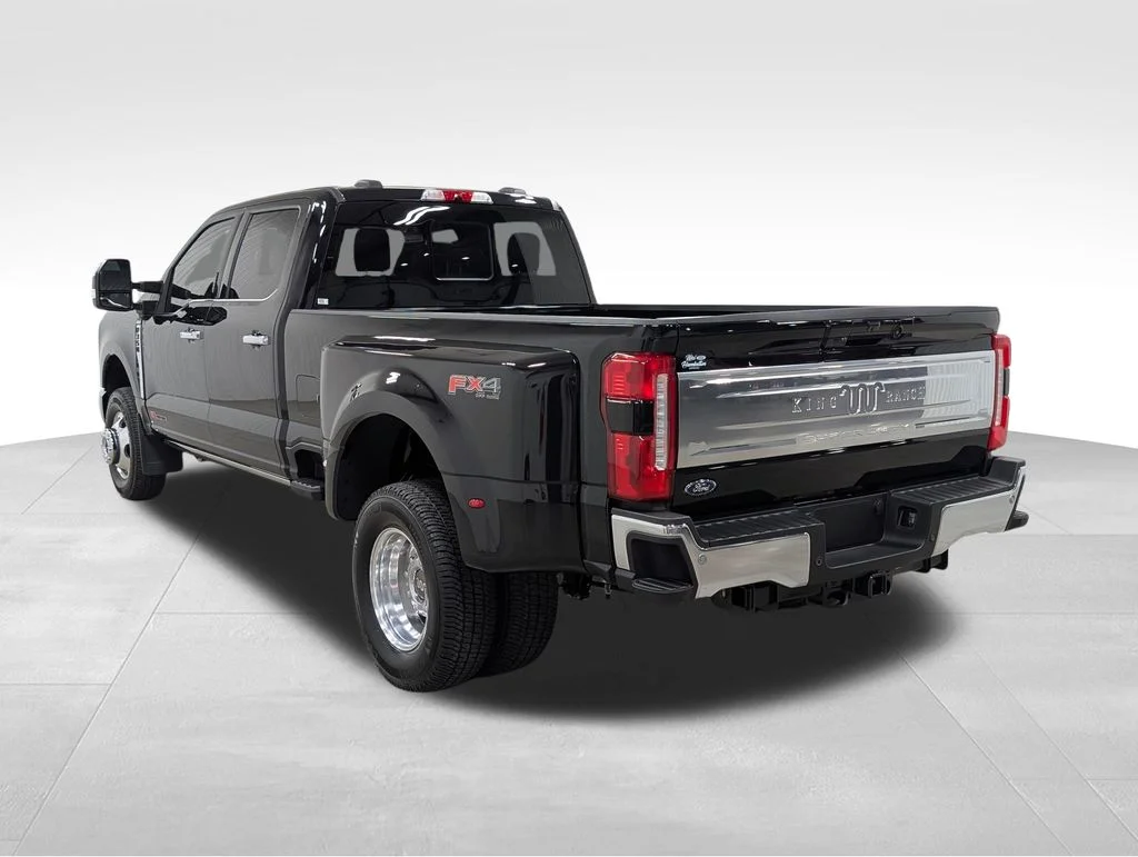 New 2026 Agate Black Metallic Ford F-350® King Ranch® image 31
