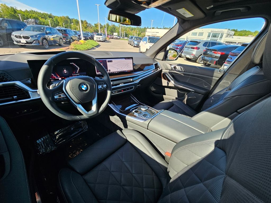 Certified Used 2026 Alpine White BMW xDrive40i image 25