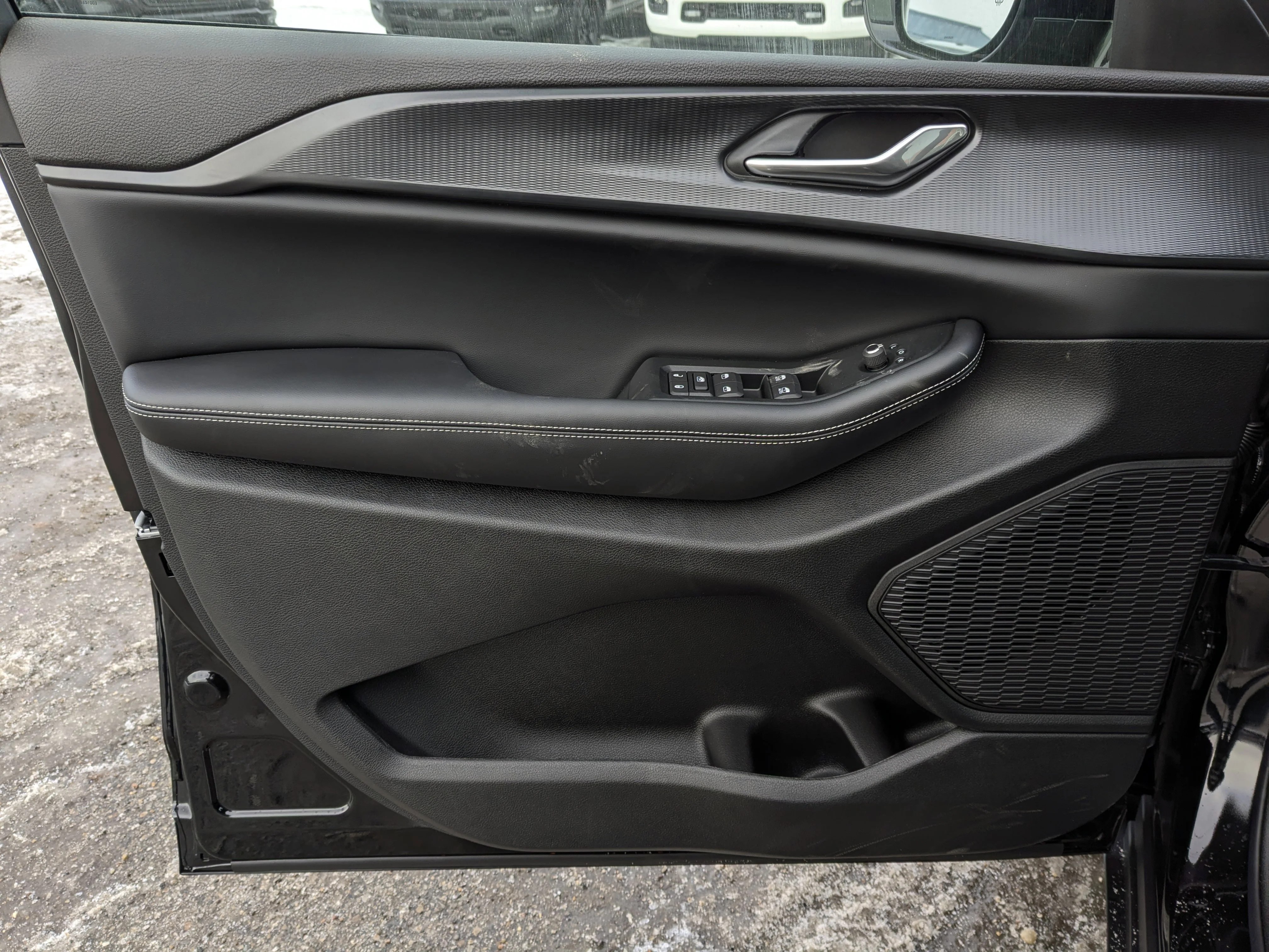 New 2025 Black Jeep Altitude - - Power Sunroof - Power Liftgate - Wireless Charging - 20 Black Wheels & More image 12