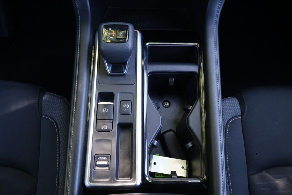 Used 2024 Super Black Nissan SV image 19