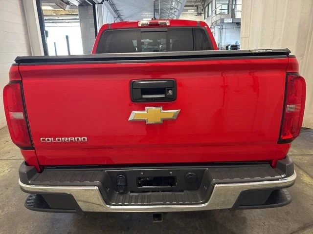 Used 2016 RED HOT Chevrolet 4WD Z71 image 5