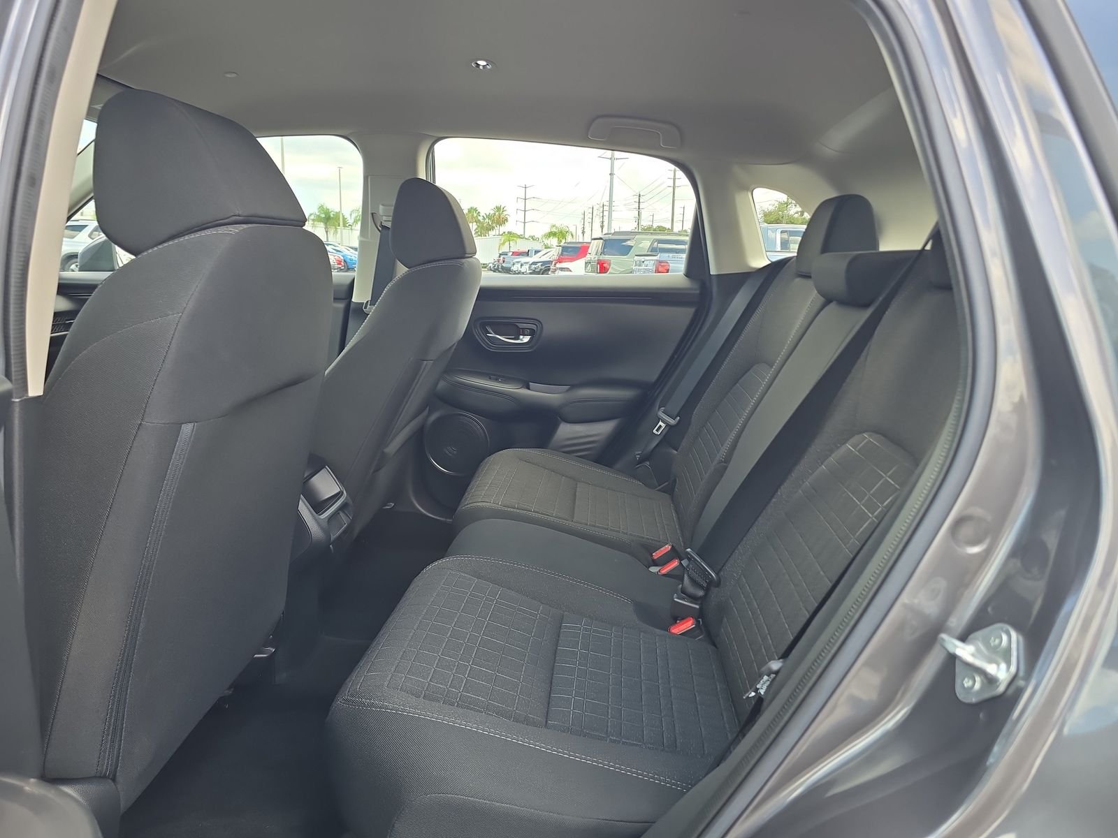 2025 Honda HR-V LX - Photo 13