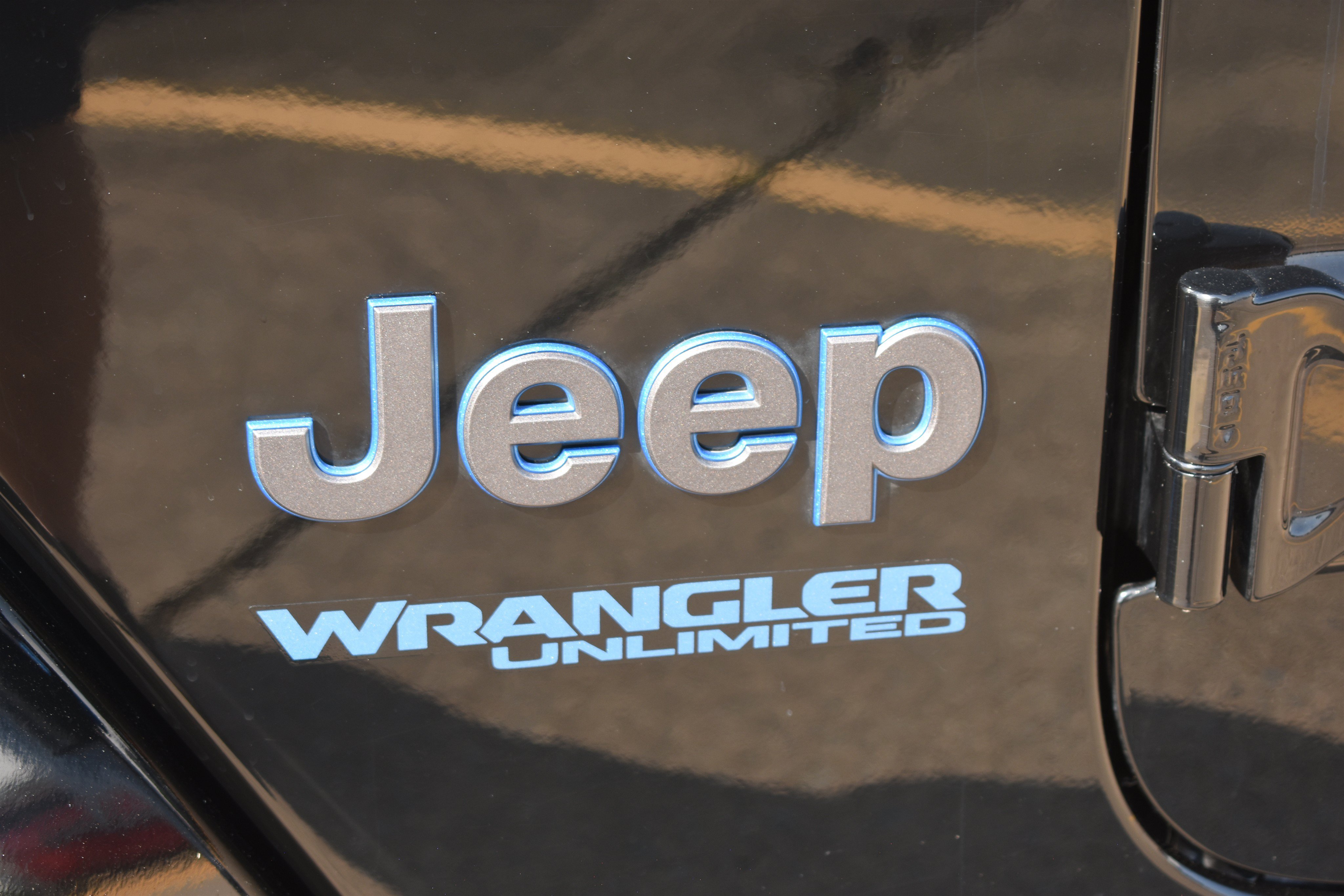 Used 2022 Black Clearcoat Jeep Unlimited Rubicon image 13