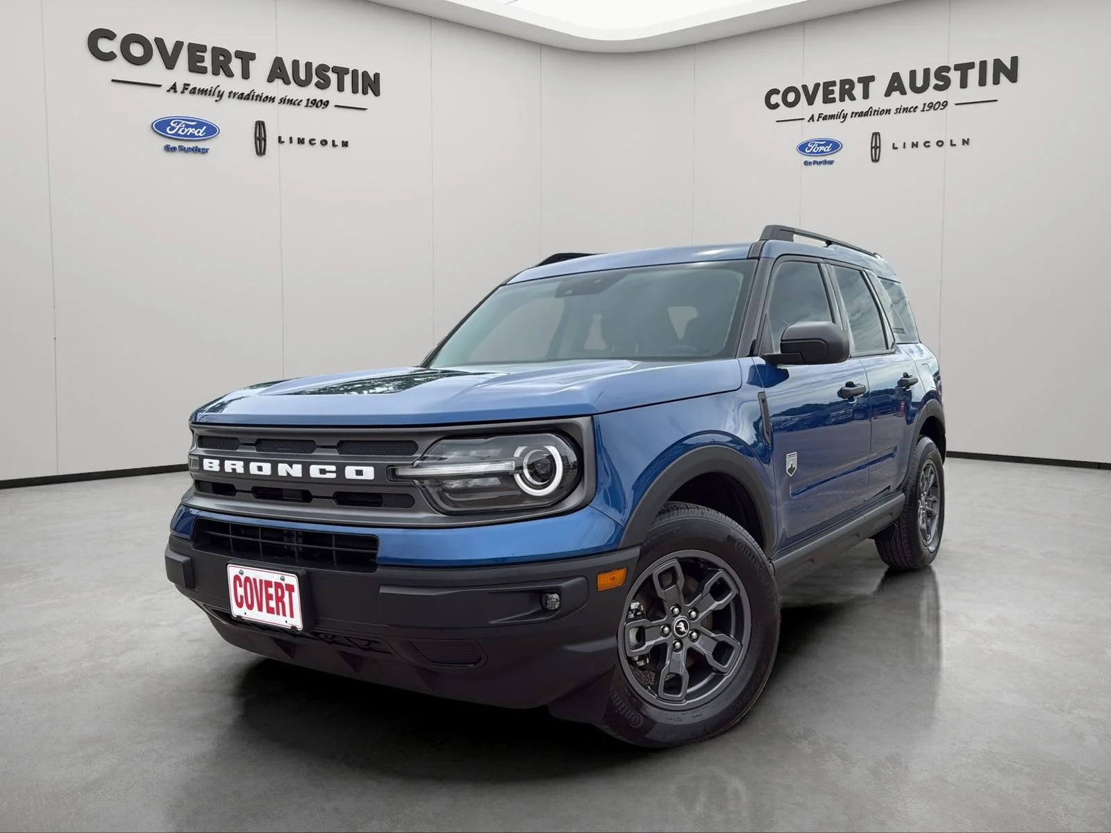 Used 2024 Blue Ford Big Bend image 1
