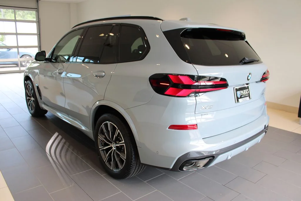 New 2026 Brooklyn Grey Metallic BMW xDrive40i image 31