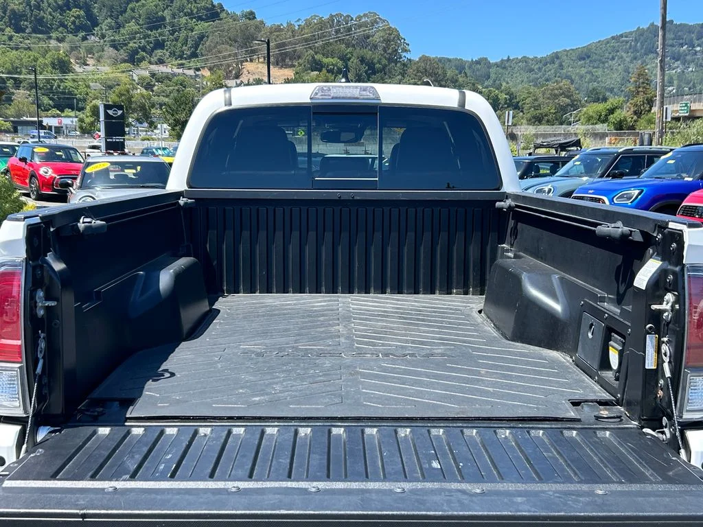 Used 2020 White Toyota TRD Off-Road image 32
