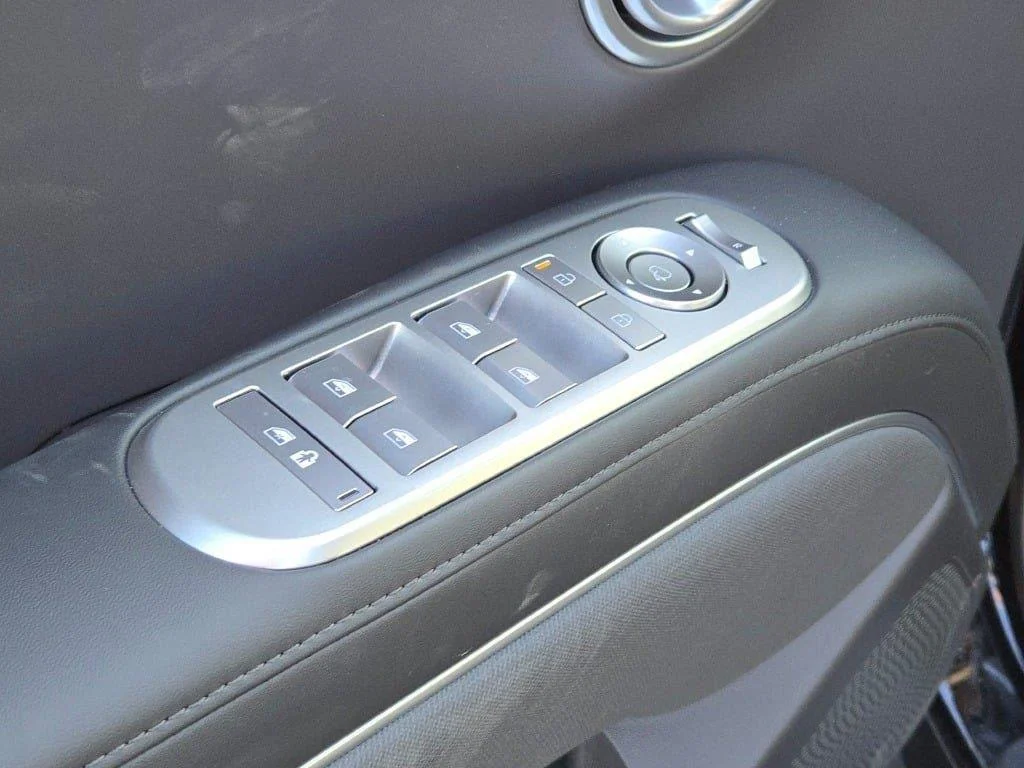 Used 2026 Abyss Black Pearl Hyundai Calligraphy image 20
