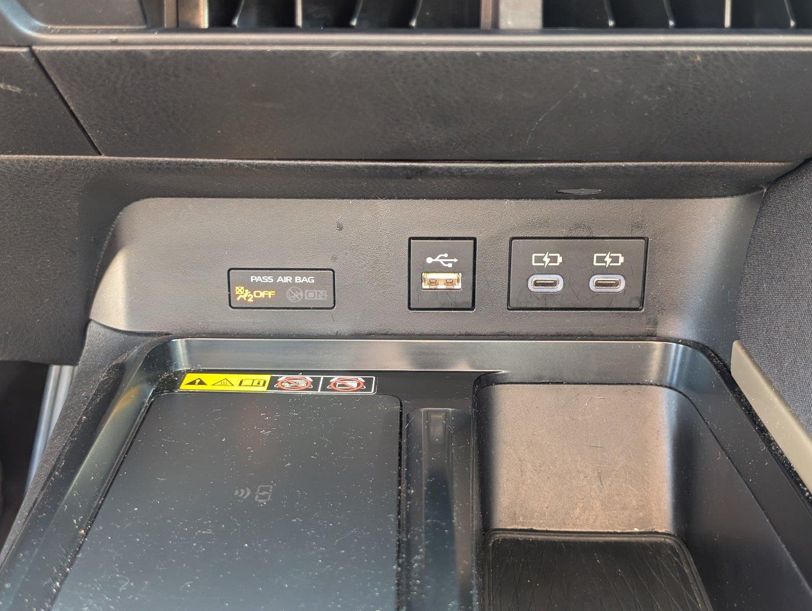 Used 2025 Ice Cap Toyota LE image 24
