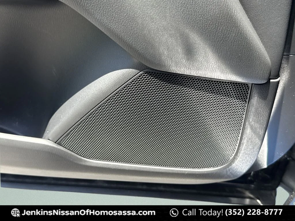 Used 2022 Blue Mazda 2.5 S Preferred Package image 32