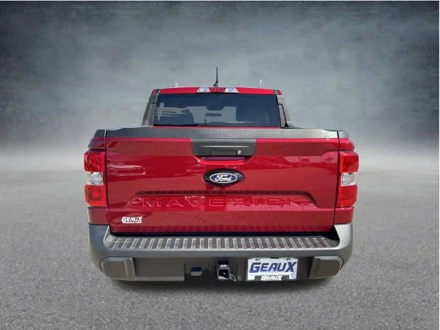 Used 2025 Red Ford XLT image 18