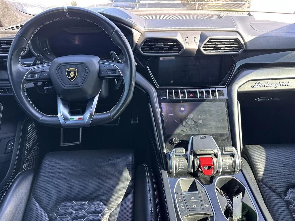 Used 2021 BALLOON WHITE PEARL LAMBORGHINI  image 26