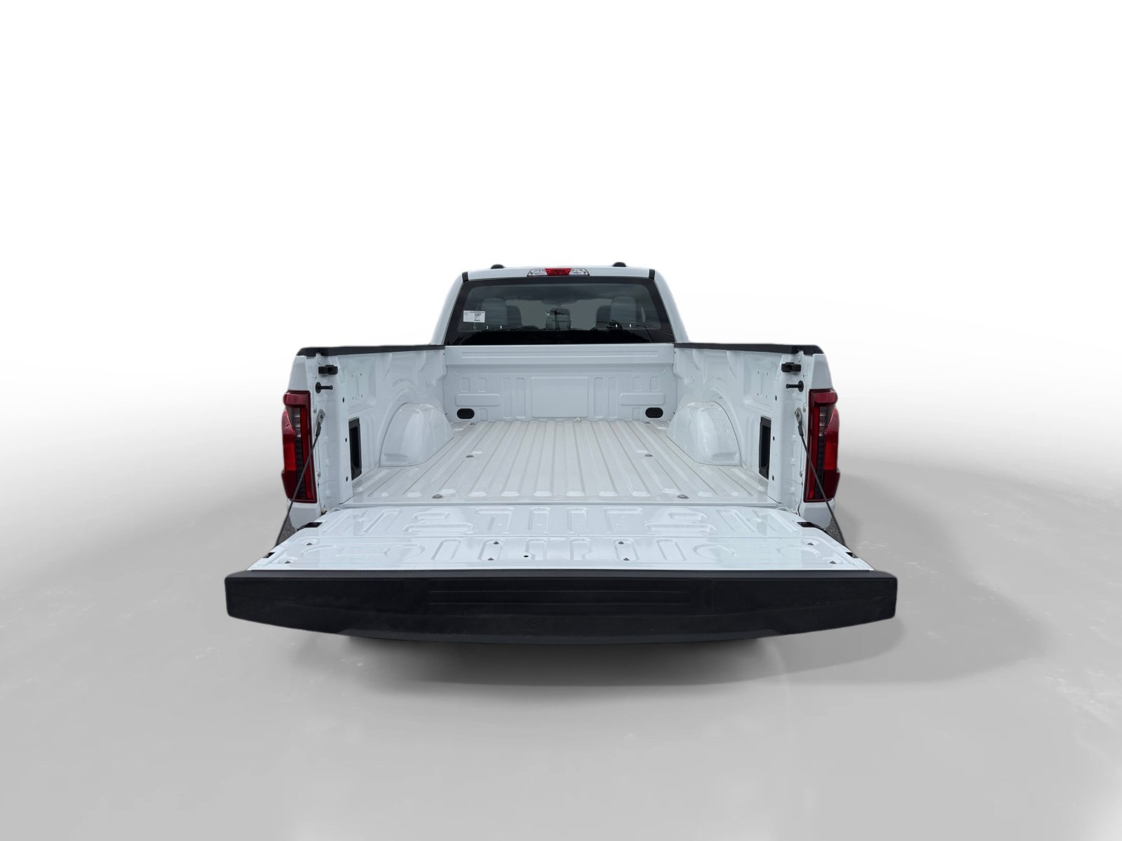 New 2026 Oxford White Ford XL image 17