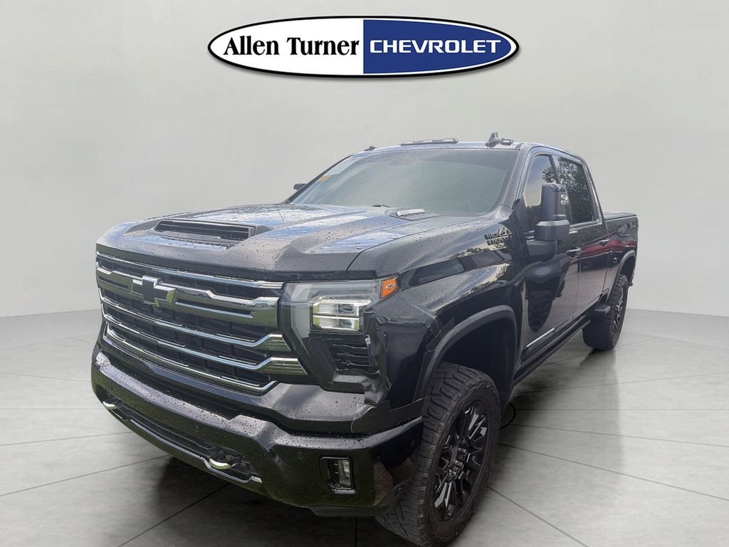 Used 2024 Black Chevrolet High Country image 2