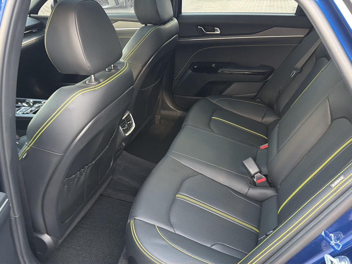 Used 2025 Yacht Blue Kia GT image 11
