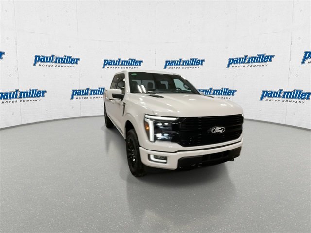 2025 Ford F-150 Platinum photo 3