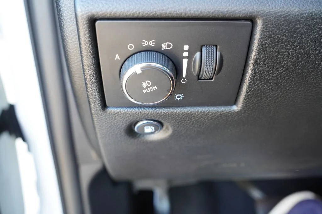 Certified Used 2021 White Jeep 80th Anniversary Edition image 27