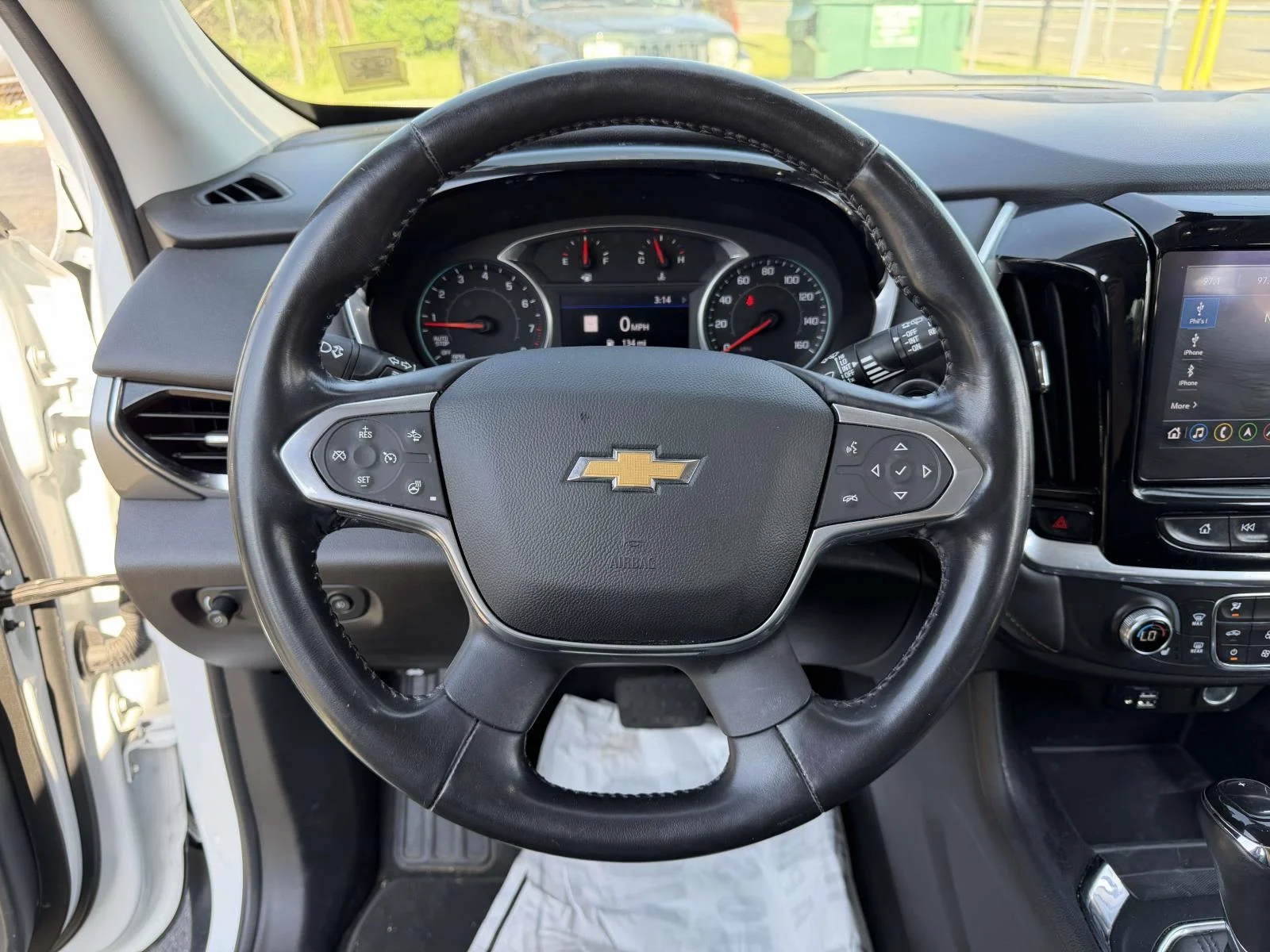 2020 Chevrolet Traverse 3LT - Photo 24