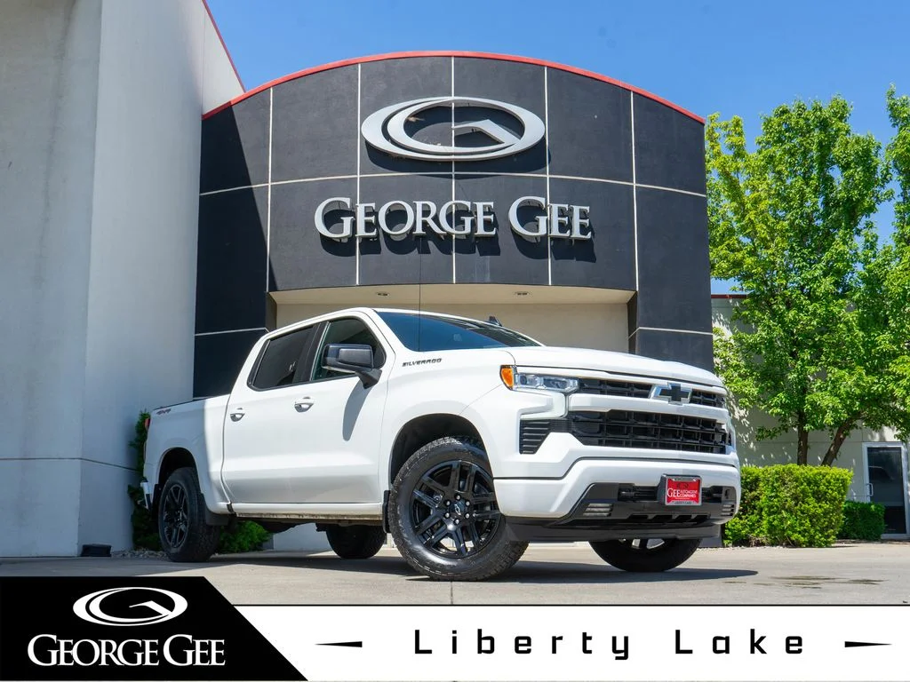 Used 2024 White Chevrolet RST image 1