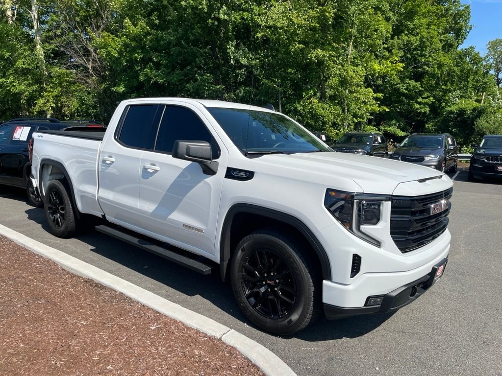 Used 2026 White GMC Elevation image 2