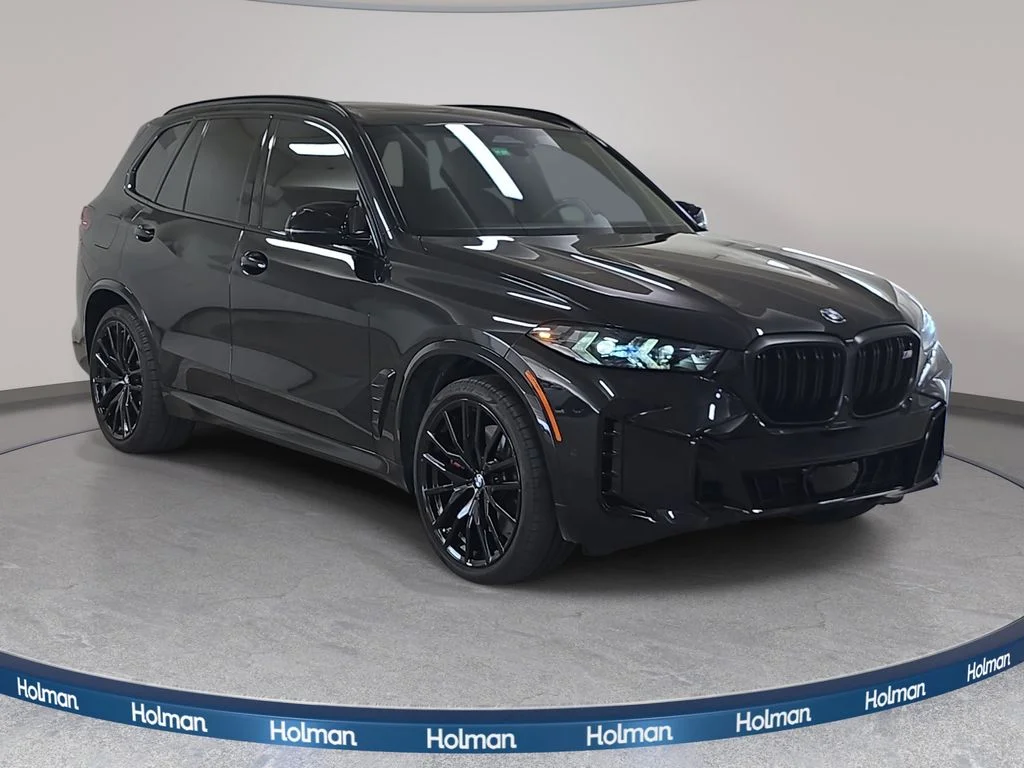 Used 2025 Black Sapphire Metallic BMW M60i image 4