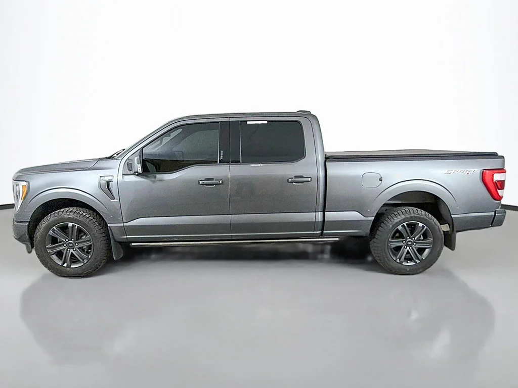 Used 2023 Carbonized Gray Metallic Ford Lariat image 18