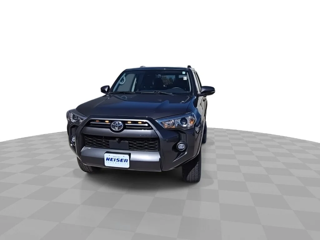 Used 2022 Gray Toyota SR5 Premium image 4