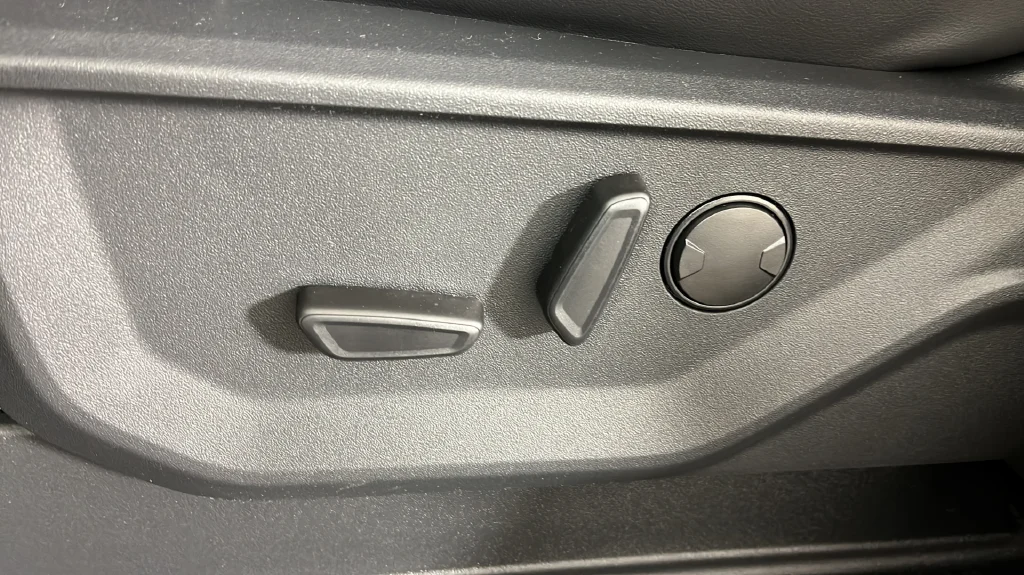New 2027 Gray Ford Tremor image 32