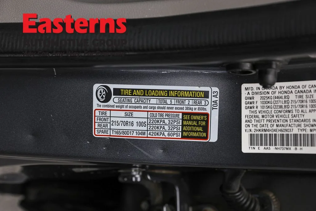 Used 2014 Gray Honda LX image 28