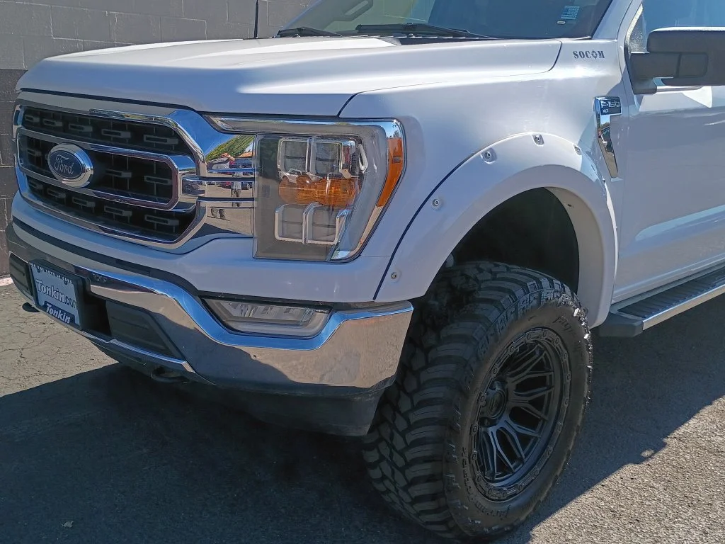 Used 2023 White Ford XL image 11
