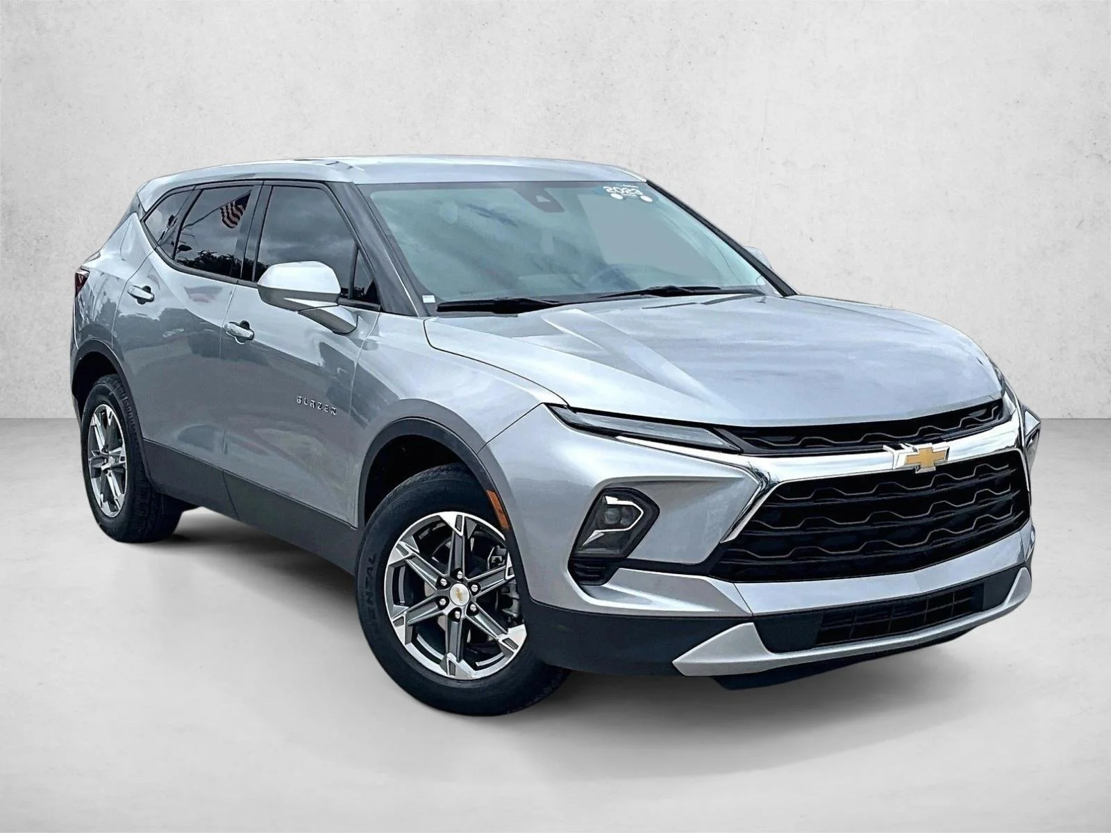 Used 2023 Sterling Gray Metallic Chevrolet LT image 12