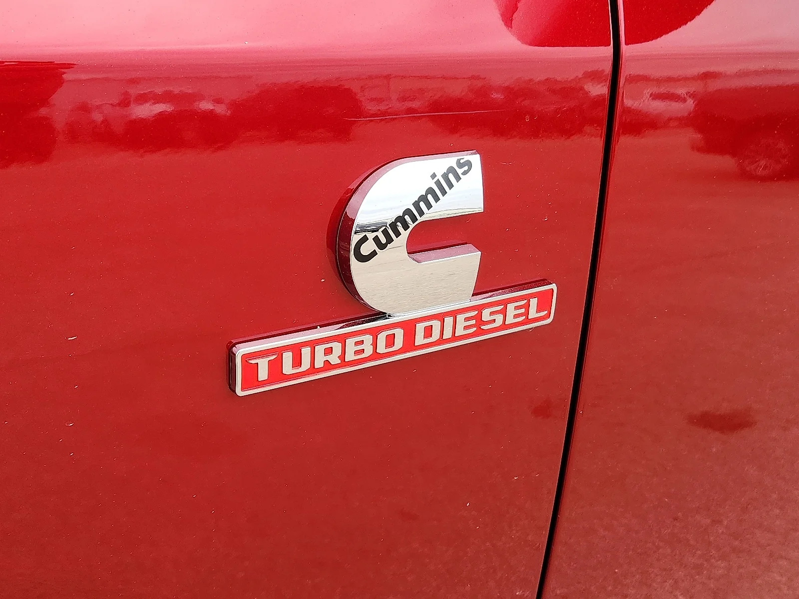 New 2026 Molten Red Pearl-Coat  Paint Ram TRADESMAN CREW CAB 4X4 6