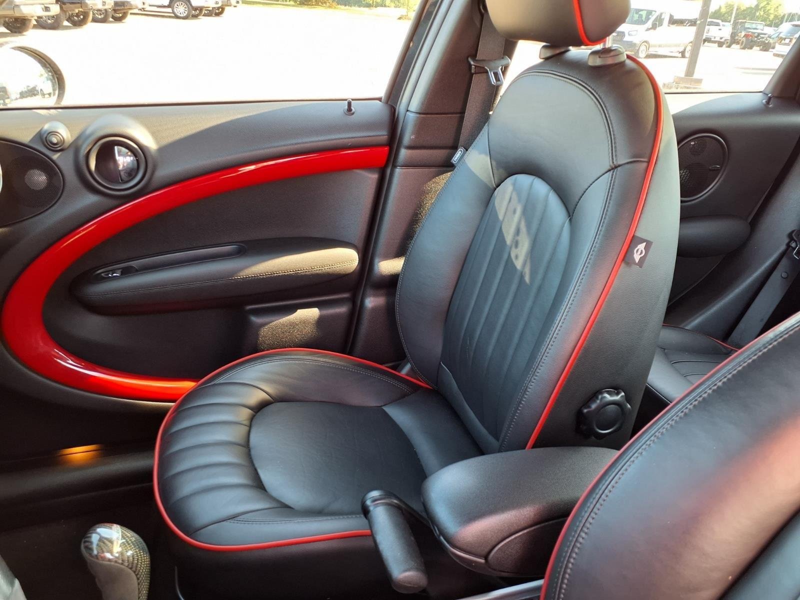 Used 2015 Absolute Black Metallic MINI John Cooper Works image 20