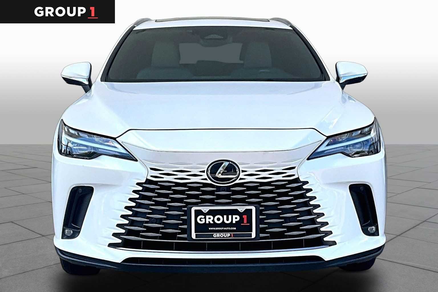 Used 2024 Eminent White Pearl Lexus Premium Plus image 4