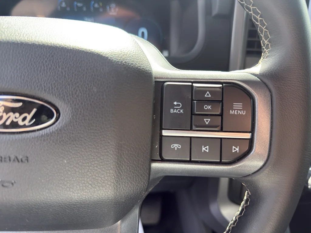 Used 2025 Gray Metallic Ford XLT image 17