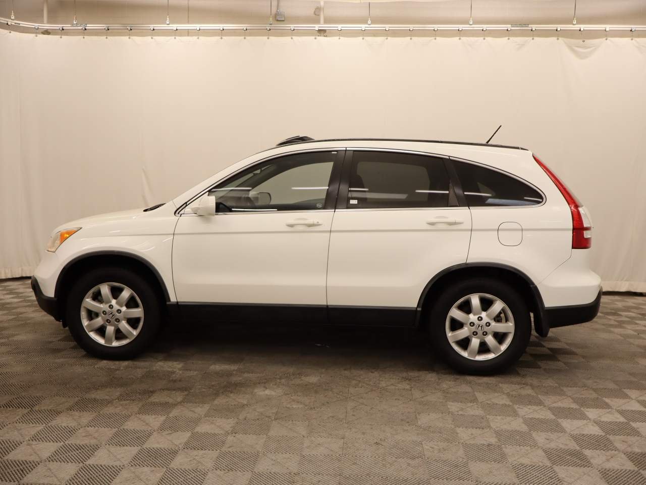 Used 2007 Honda CR-V EX-L with VIN JHLRE48797C058380 for sale in Scottsdale, AZ