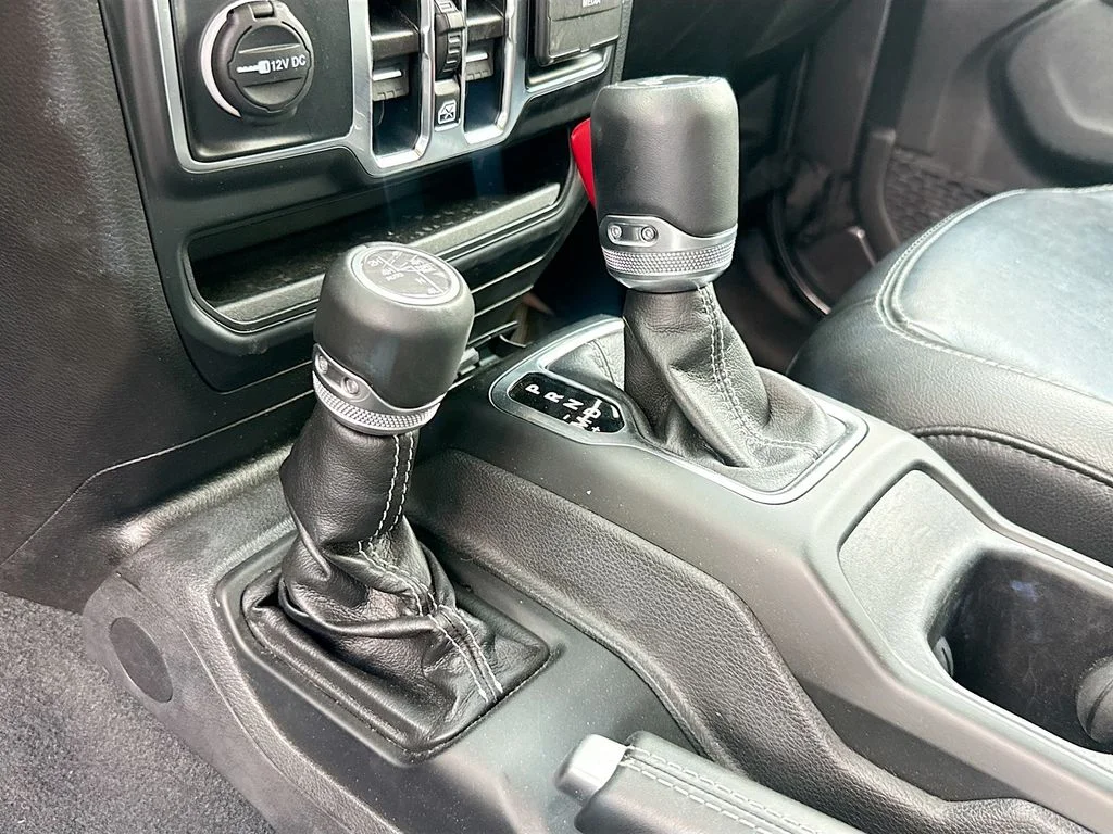 Used 2022 Gray Jeep Unlimited Sahara 4xe image 15