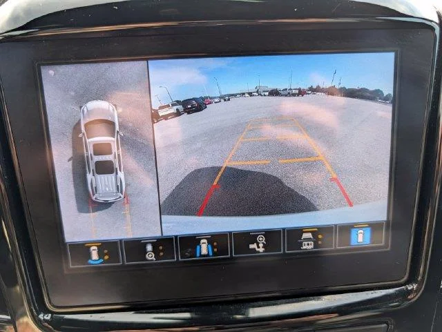 Used 2022 IRIDESCENT PEARL TRICOAT Chevrolet High Country image 20