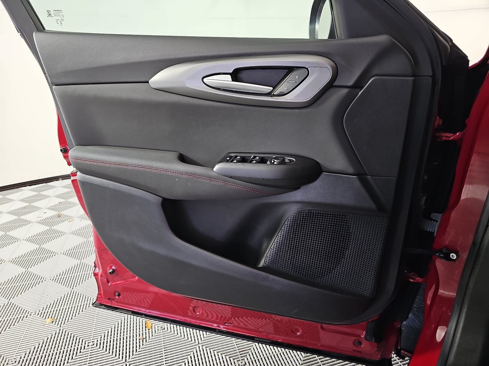 Used 2024 Red Alfa Romeo Veloce image 27