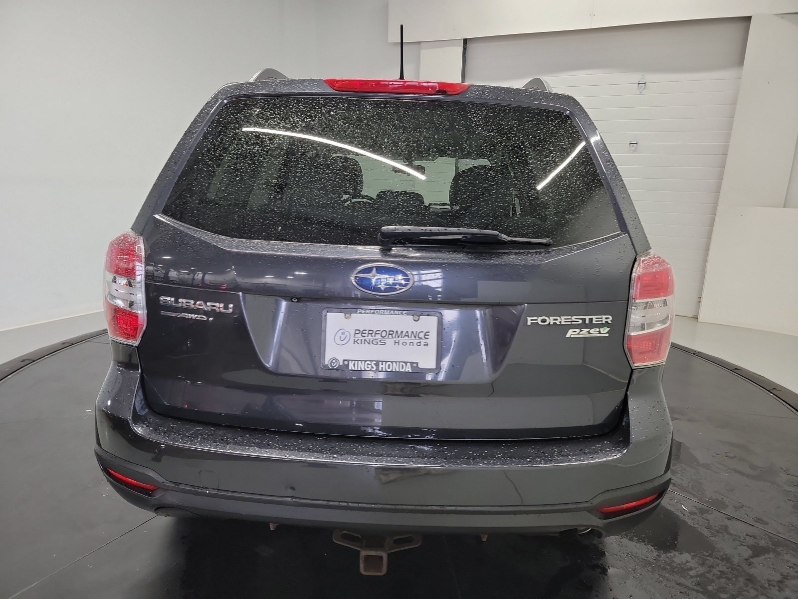Used 2015 Dark Gray Metallic Subaru 2.5i Premium image 6