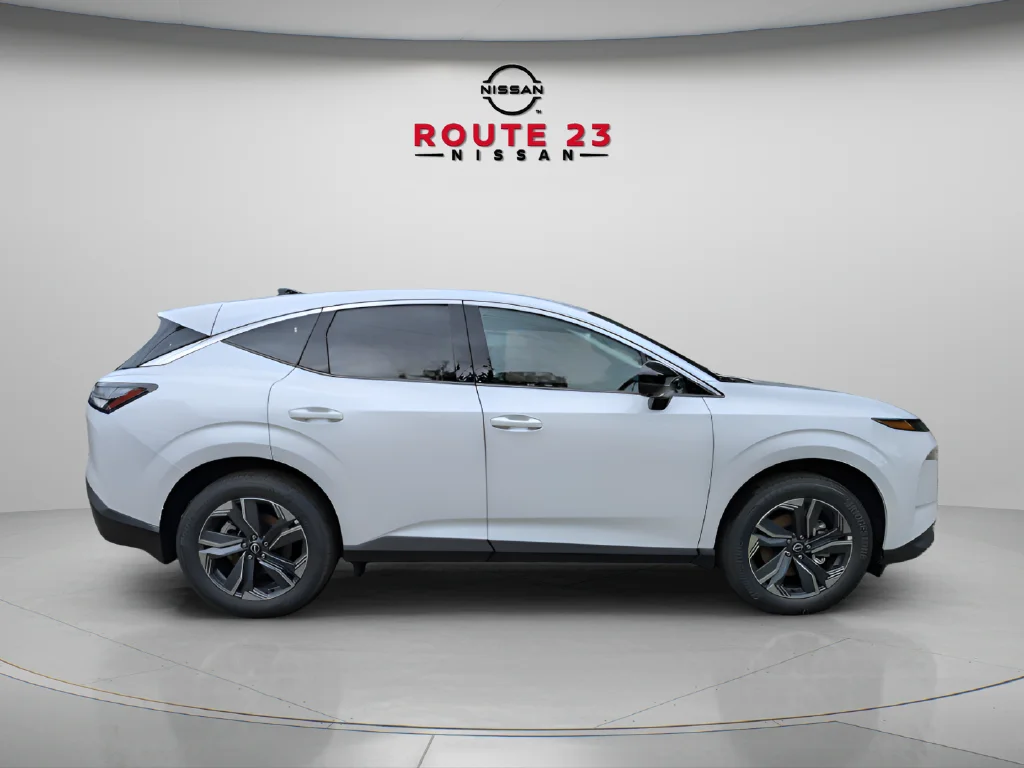 New 2026 White Nissan SL image 4