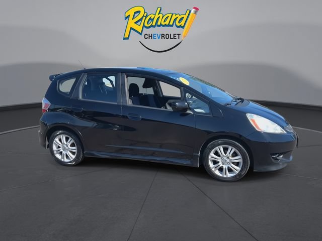 Used 2010 Honda Fit Sport with VIN JHMGE8G40AS017070 for sale in Cheshire, CT